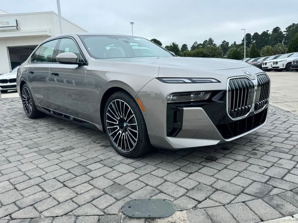 2025 Bmw 740i photo 6