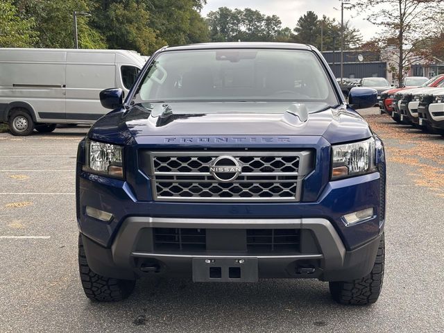 2023 Nissan Frontier SV photo 2