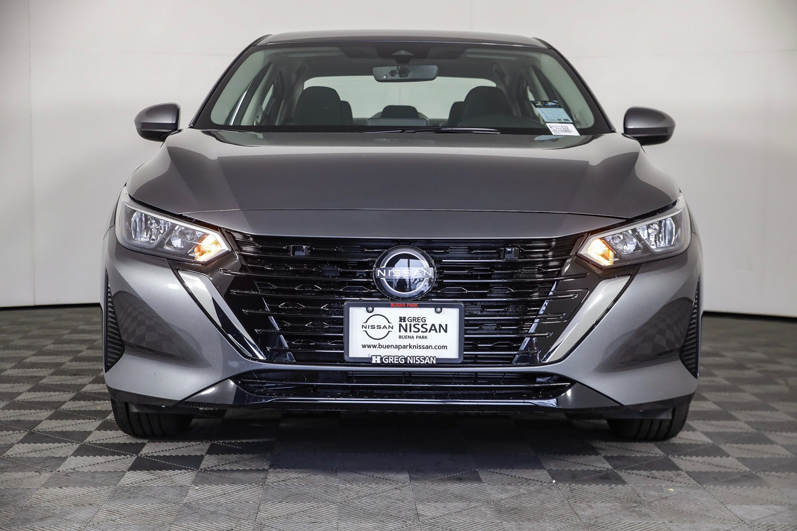 2025 Nissan Sentra SV photo 4