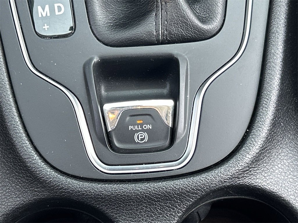 2019 Jeep Cherokee Latitude photo 25