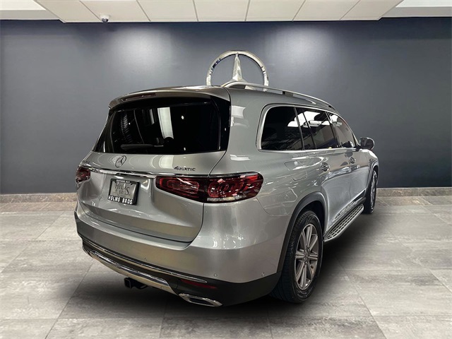 2022 Mercedes Benz GLS 450 4MATIC photo 2