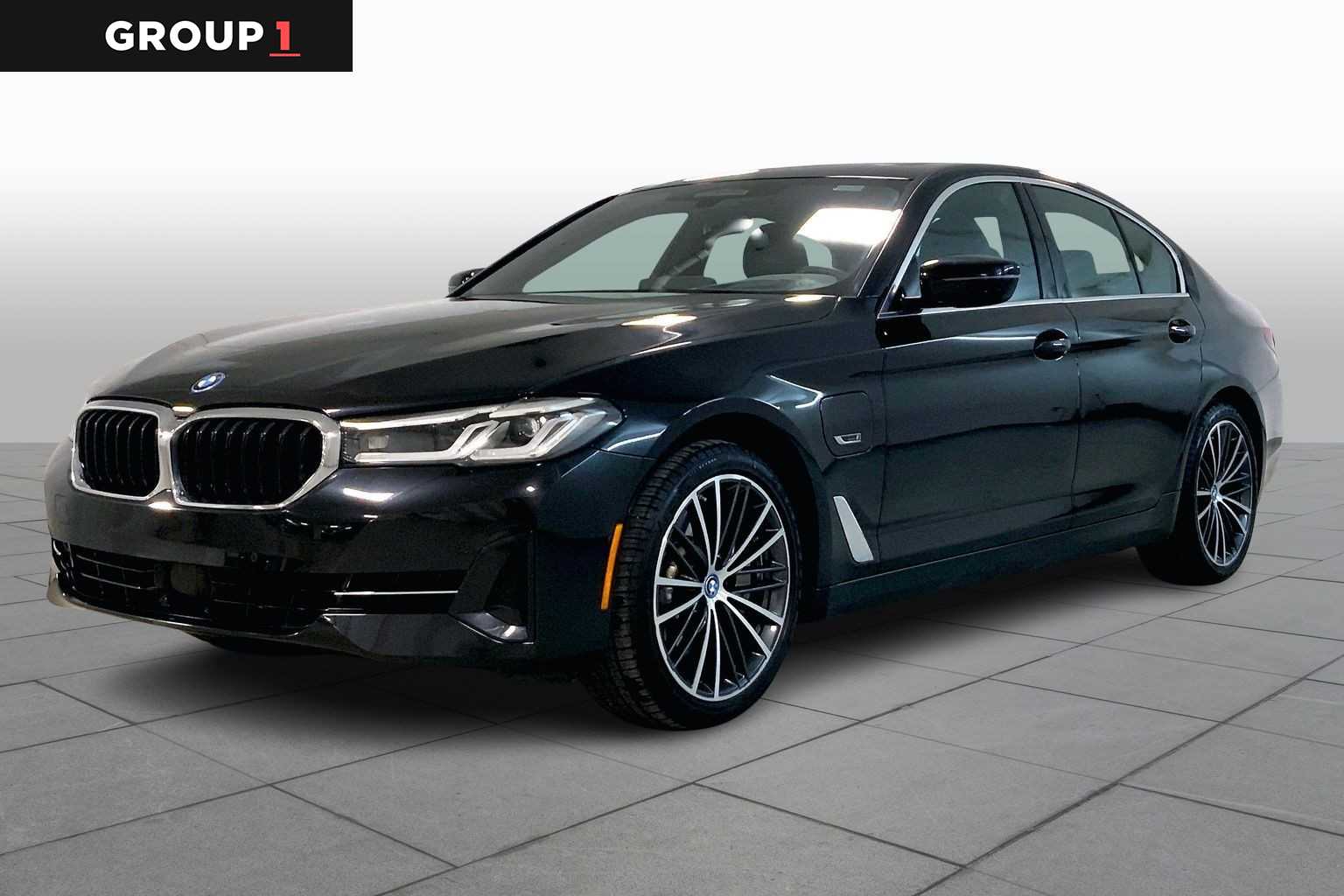 2023 BMW 5 Series 530e's photo