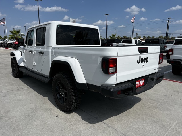 2025 Jeep Gladiator Sport photo 4