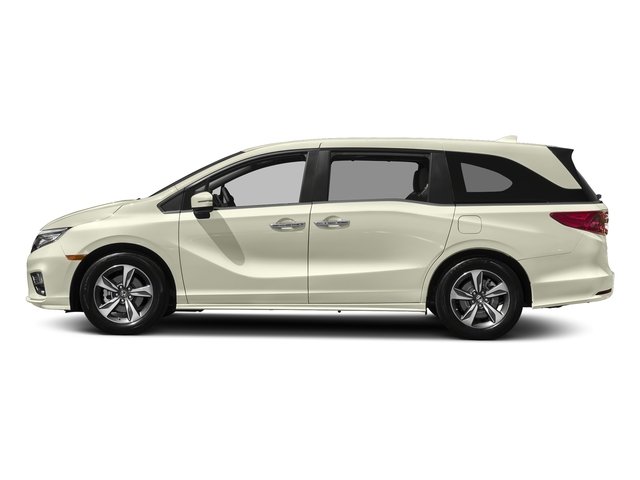 2018 Honda Odyssey Touring photo 3