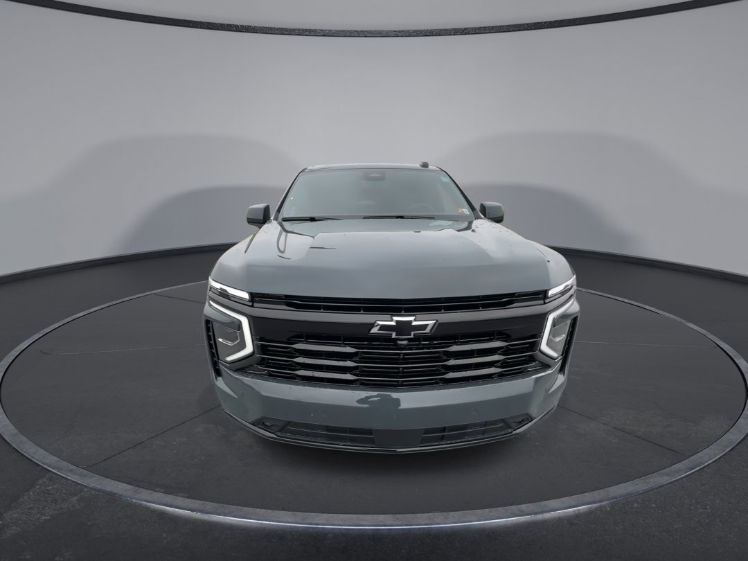 2026 Chevrolet Suburban RST photo 3