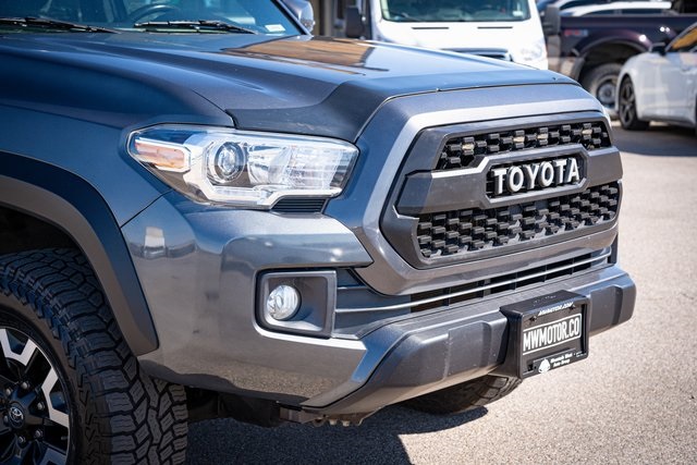 2016 Toyota Tacoma TRD Off-Road photo 4
