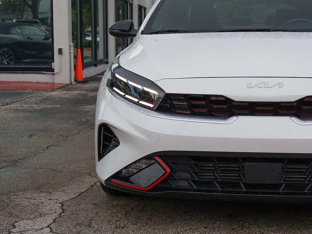 2023 Kia Forte GT photo 14