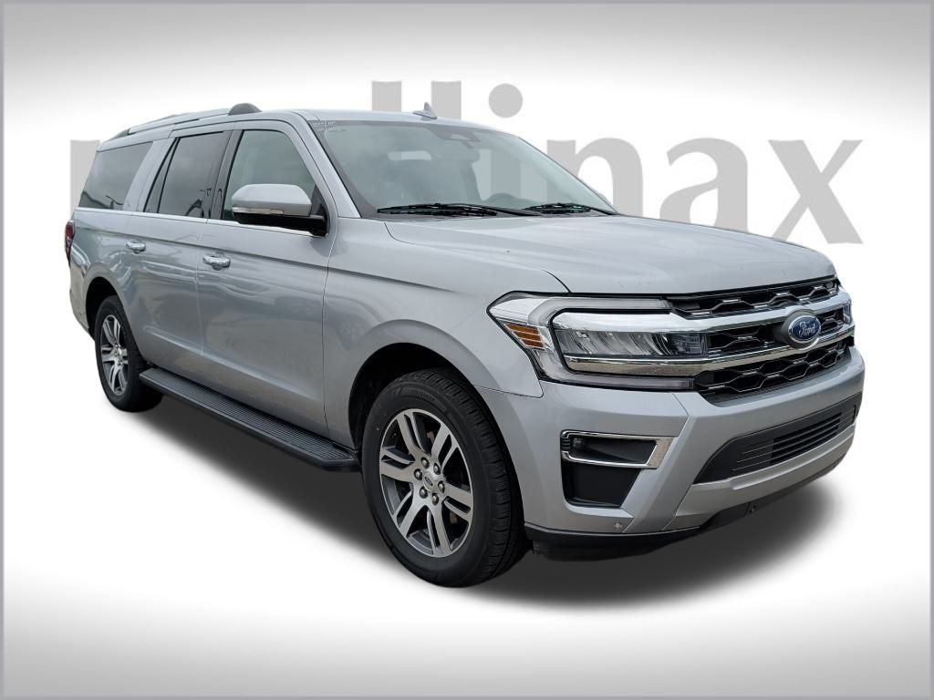 2024 Ford Expedition Limited's photo