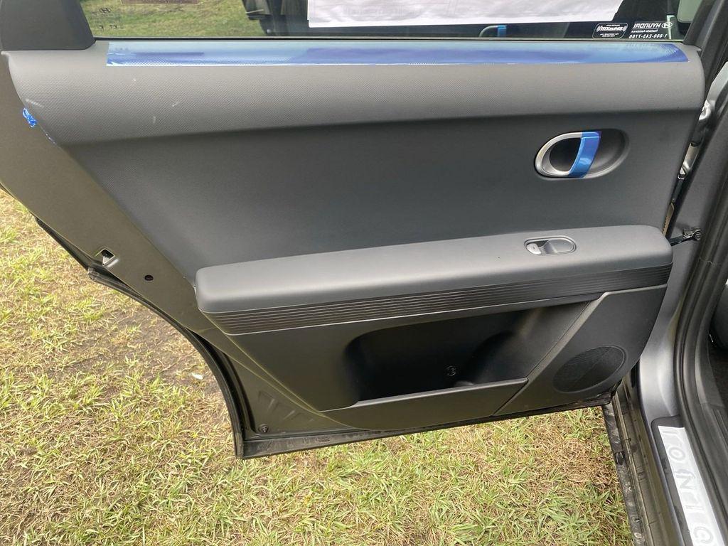 2024 Hyundai Ioniq 5 SEL photo 18