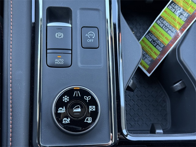 2025 Nissan Pathfinder Rock Creek photo 22
