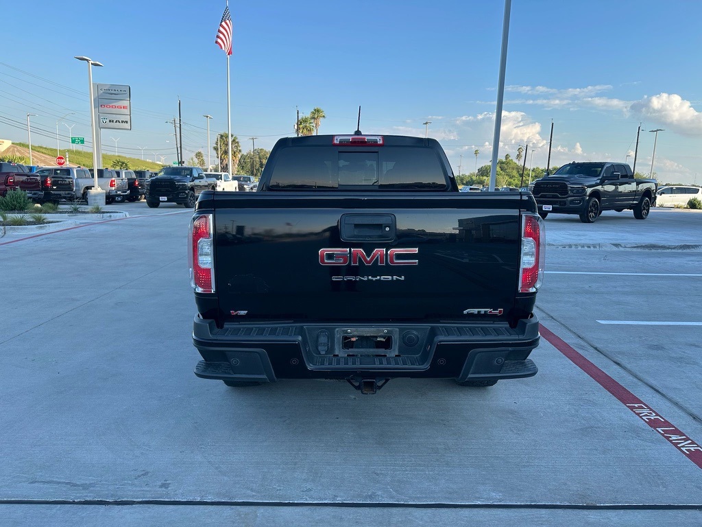 2022 Gmc Canyon photo 2