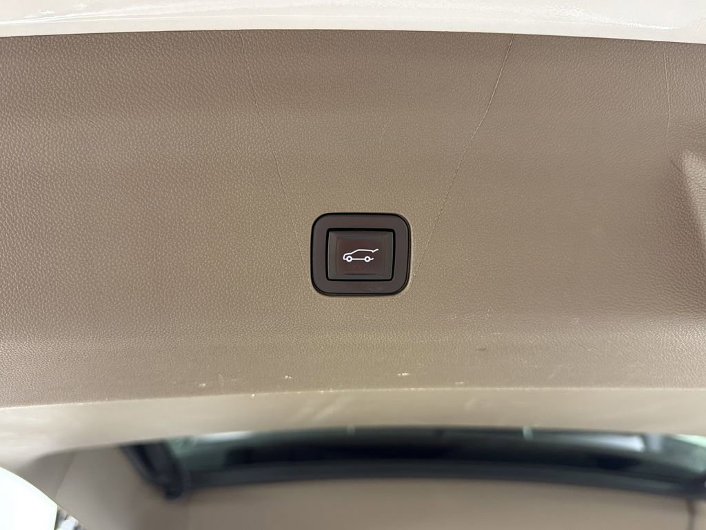 2022 Gmc Yukon Denali photo 17