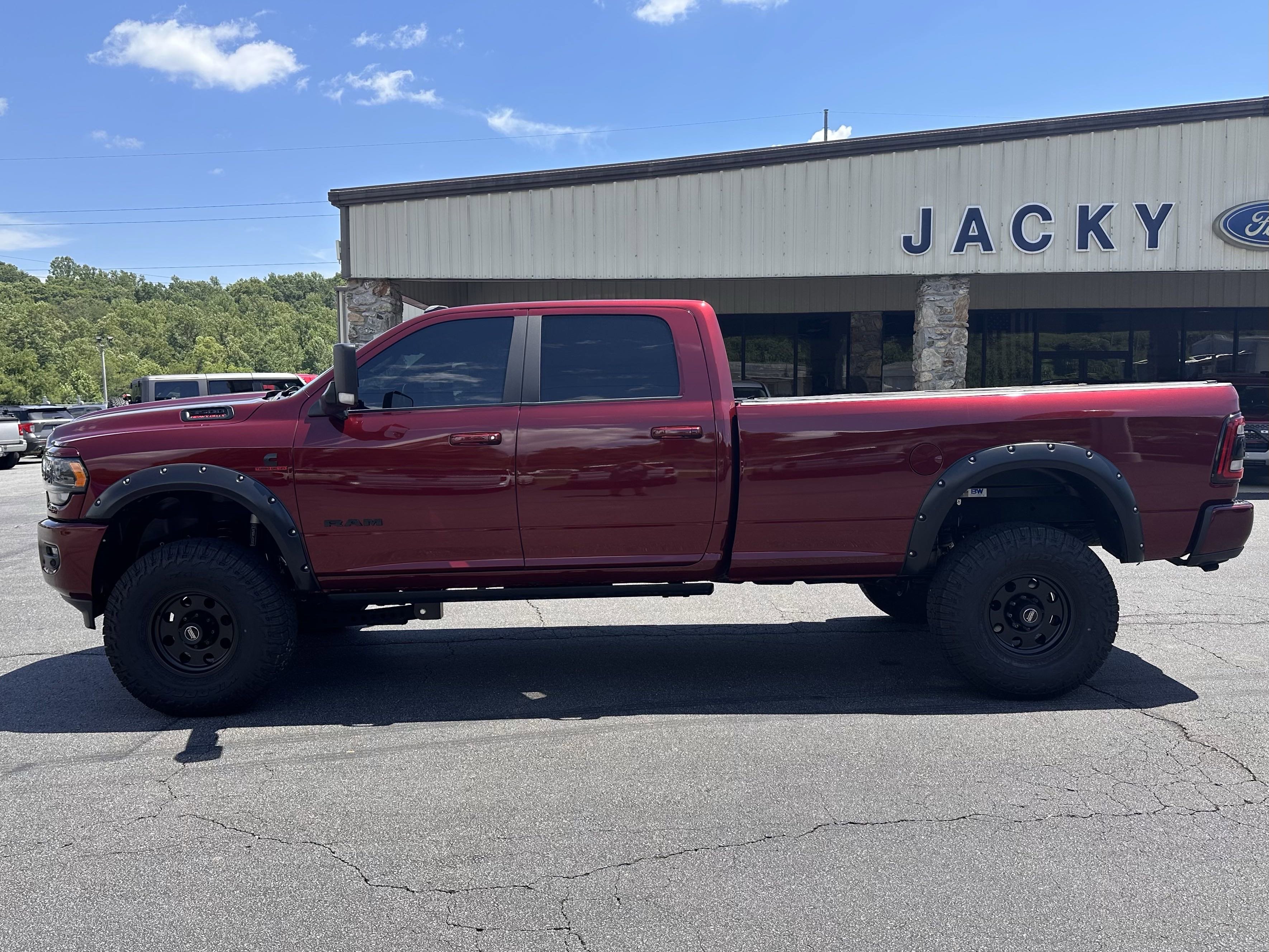 2022 RAM Ram 3500 Pickup Limited's photo