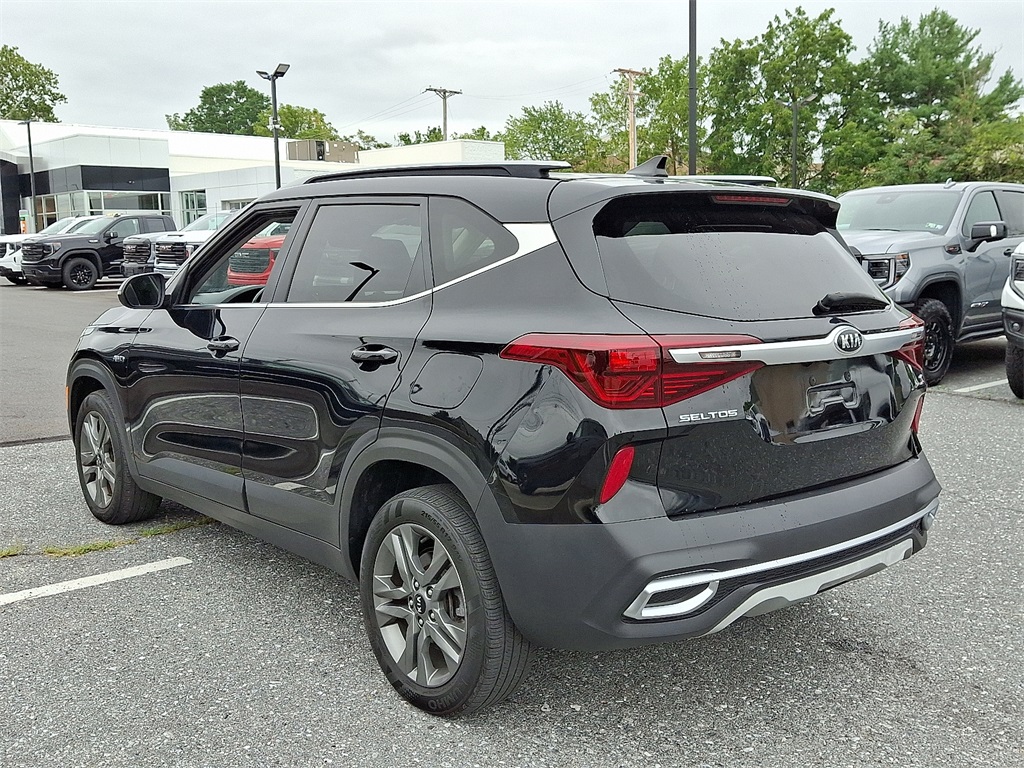 2021 Kia Seltos S photo 4