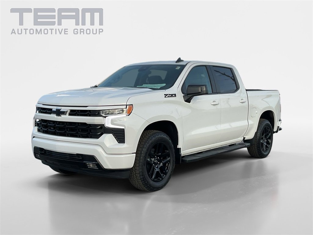 2026 Chevrolet Silverado 1500 RST photo 3