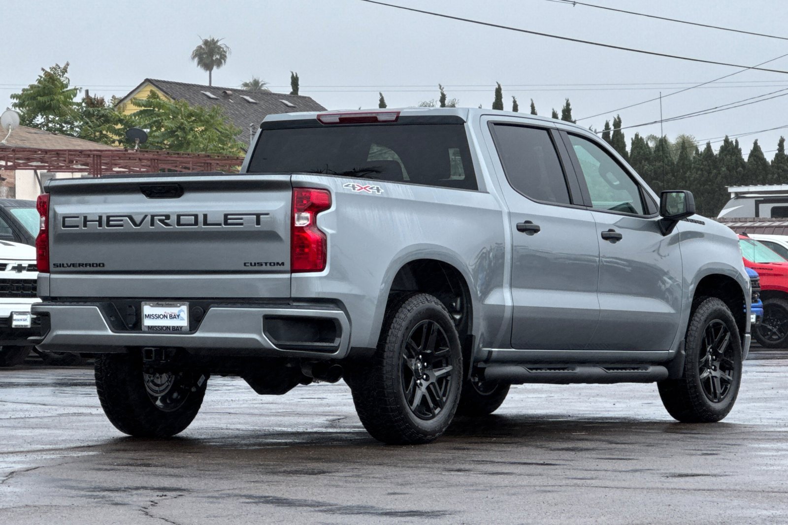2025 Chevrolet Silverado 1500 Custom photo 4