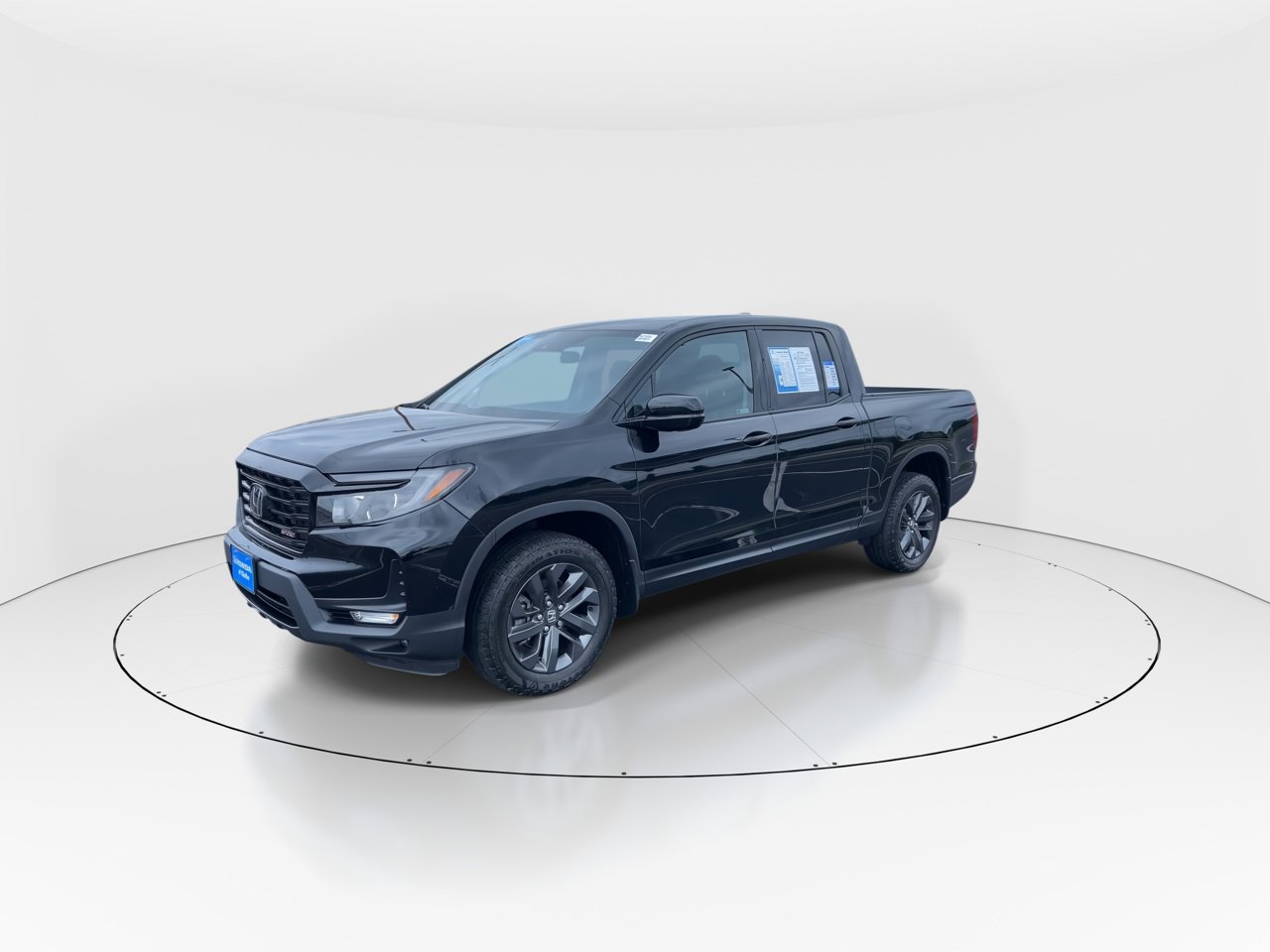 2023 Honda Ridgeline Sport photo 3