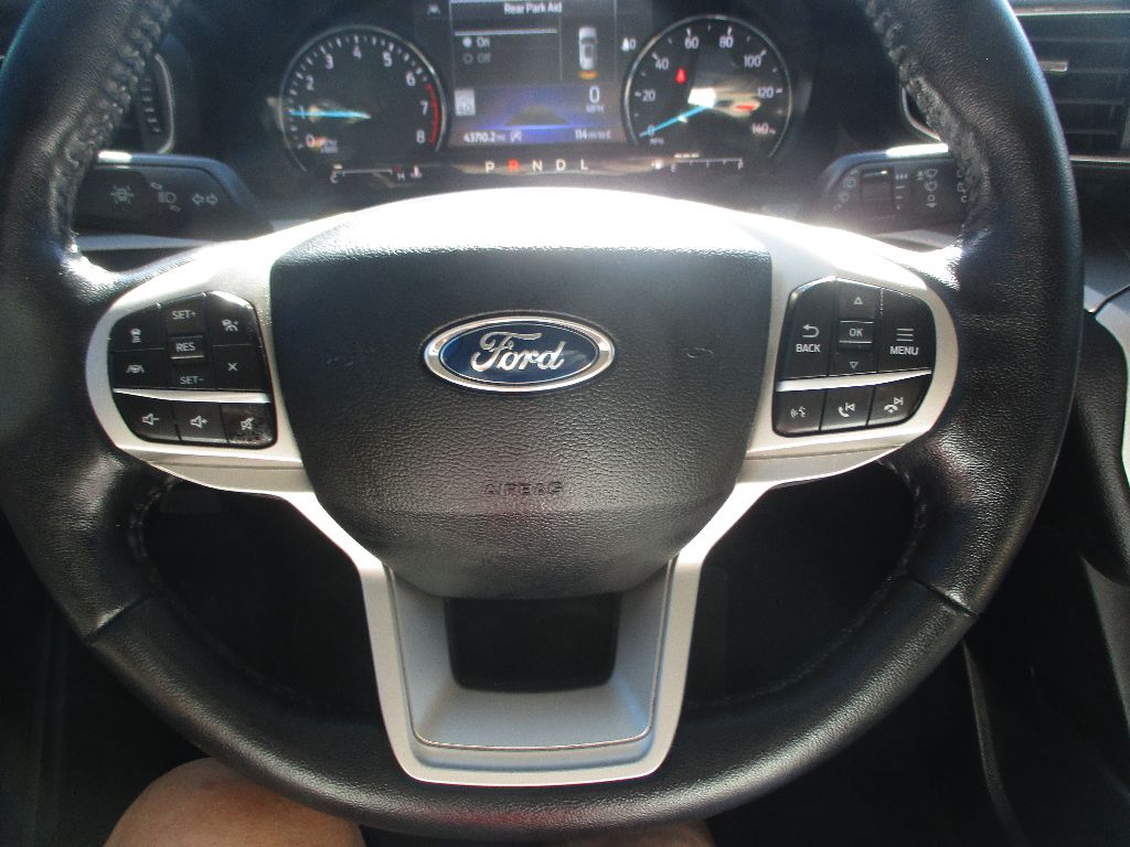 2021 Ford Explorer XLT photo 11