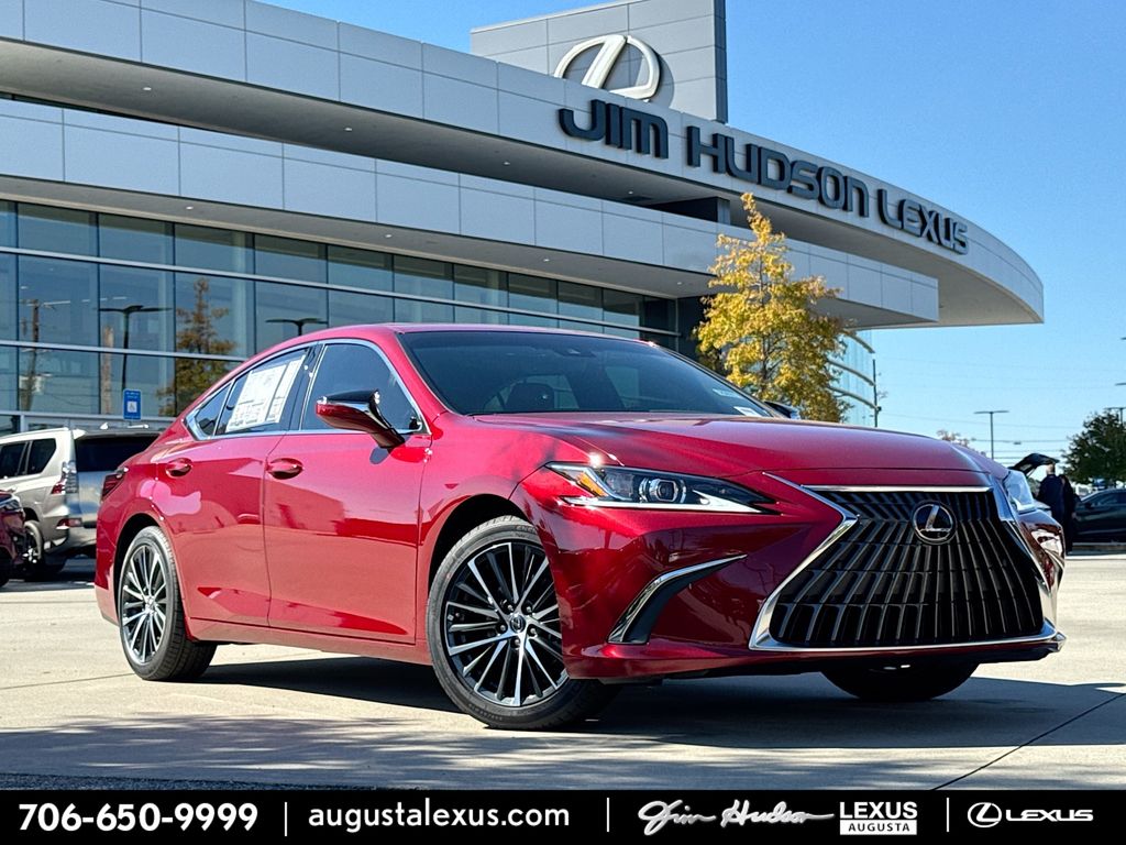 2025 Lexus ES 350's photo