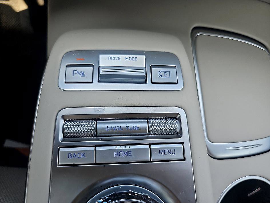 2025 Genesis GV70 2.5T photo 20