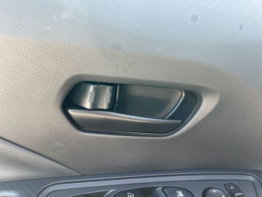 2025 Nissan Versa S photo 10