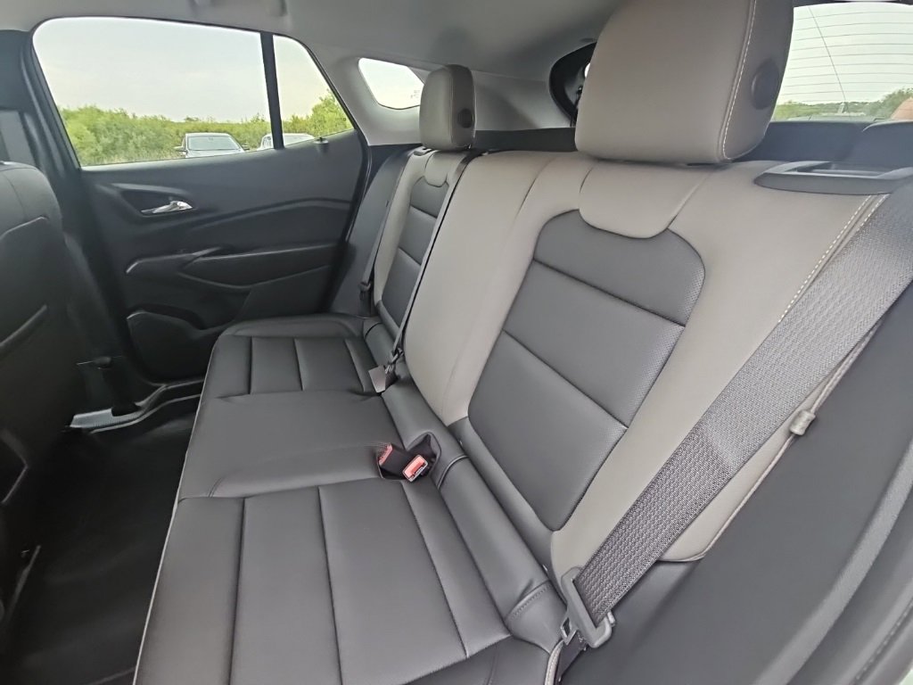2026 Chevrolet Trax ACTIV photo 14