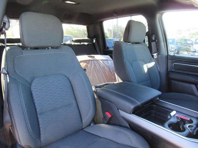2025 Ram 1500 Big Horn Lone Star photo 8
