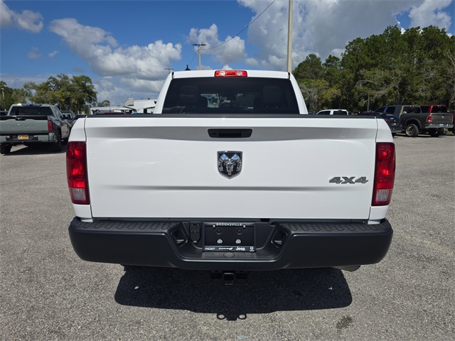 2024 Ram 1500 Classic Tradesman photo 4