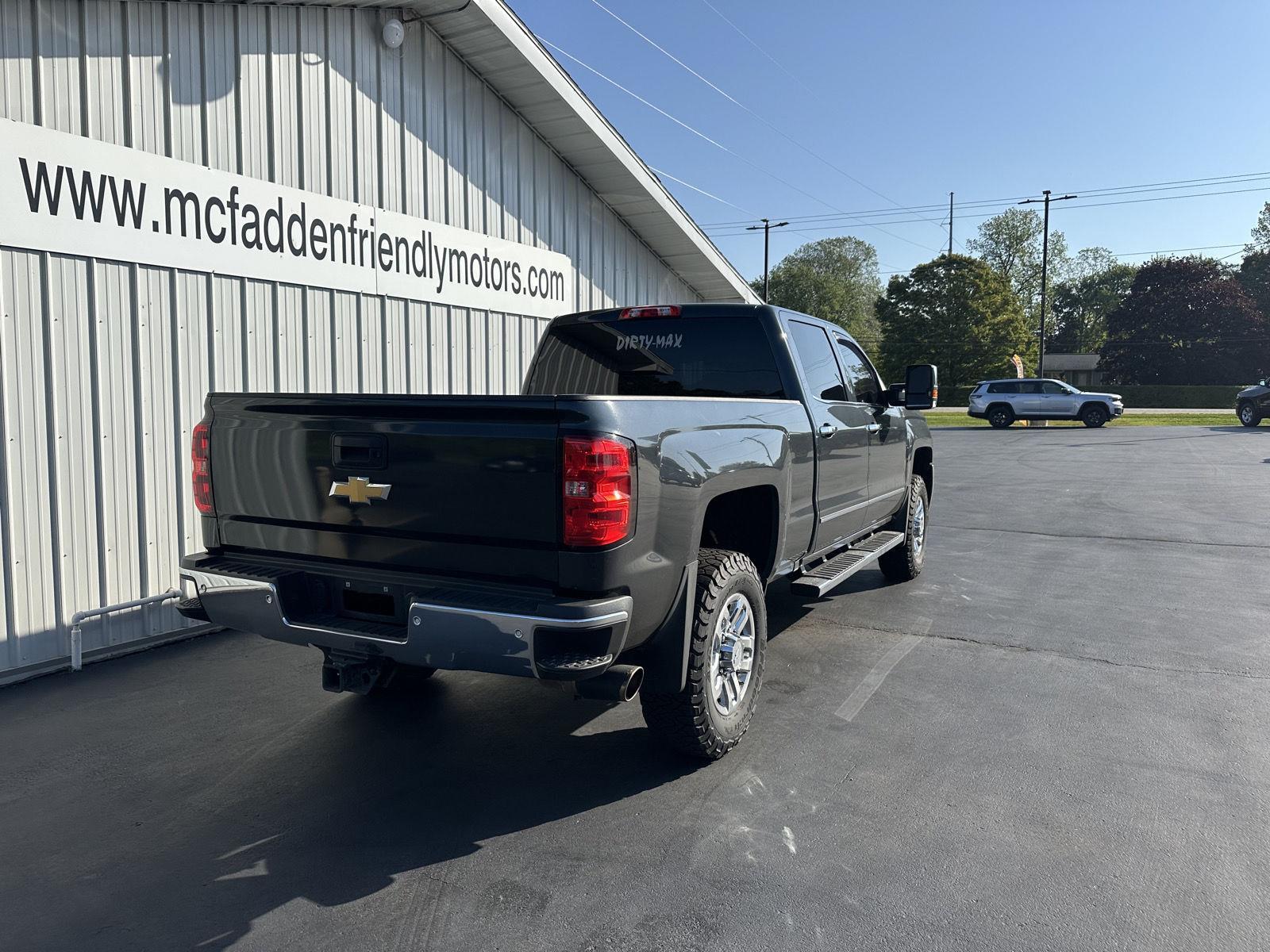 2019 Chevrolet Silverado 2500HD LTZ photo 2