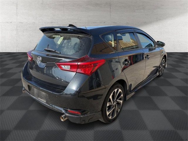 2016 Scion iM Base photo 7