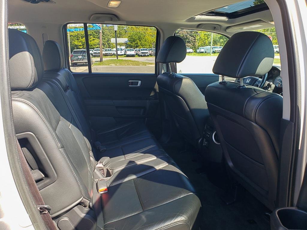 2015 Honda Pilot EX-L photo 26