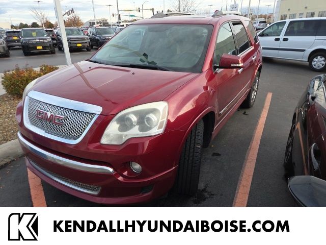 2011 GMC Acadia Denali's photo
