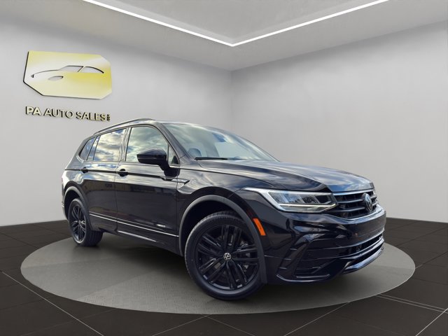 2022 Volkswagen Tiguan SE R-LINE BLACK
