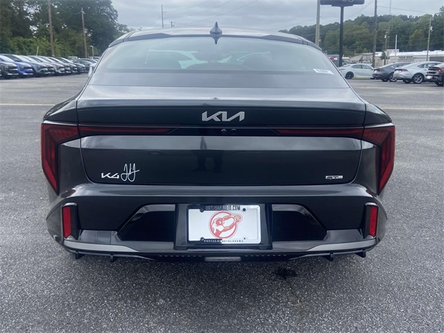 2025 Kia K4 GT-Line photo 3