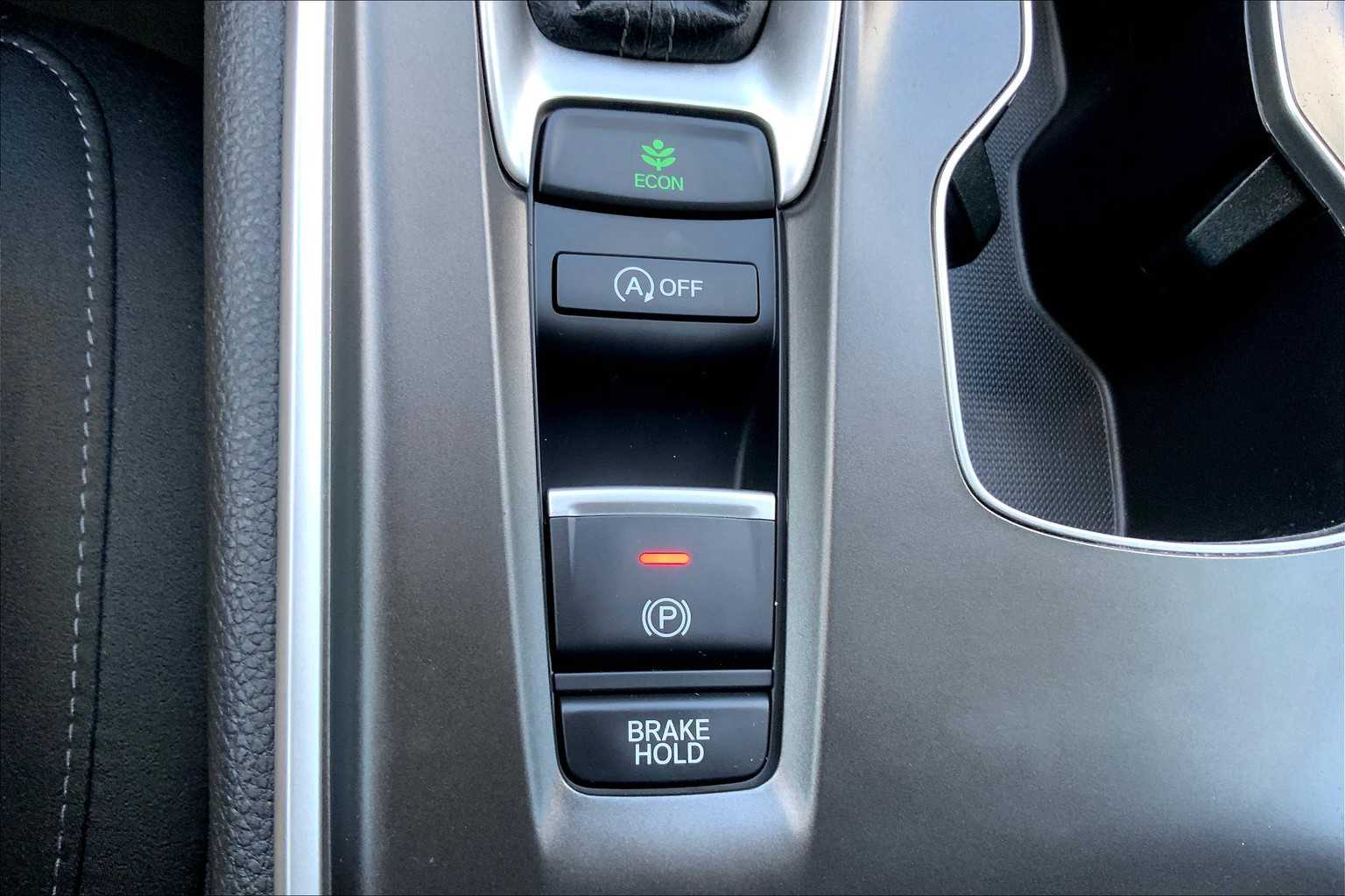 2022 Honda Accord LX photo 30