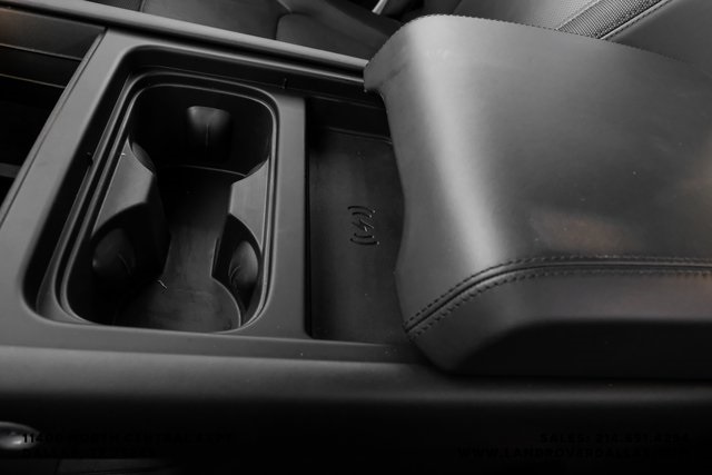 2023 Land Rover Defender 110 X-Dynamic SE photo 23