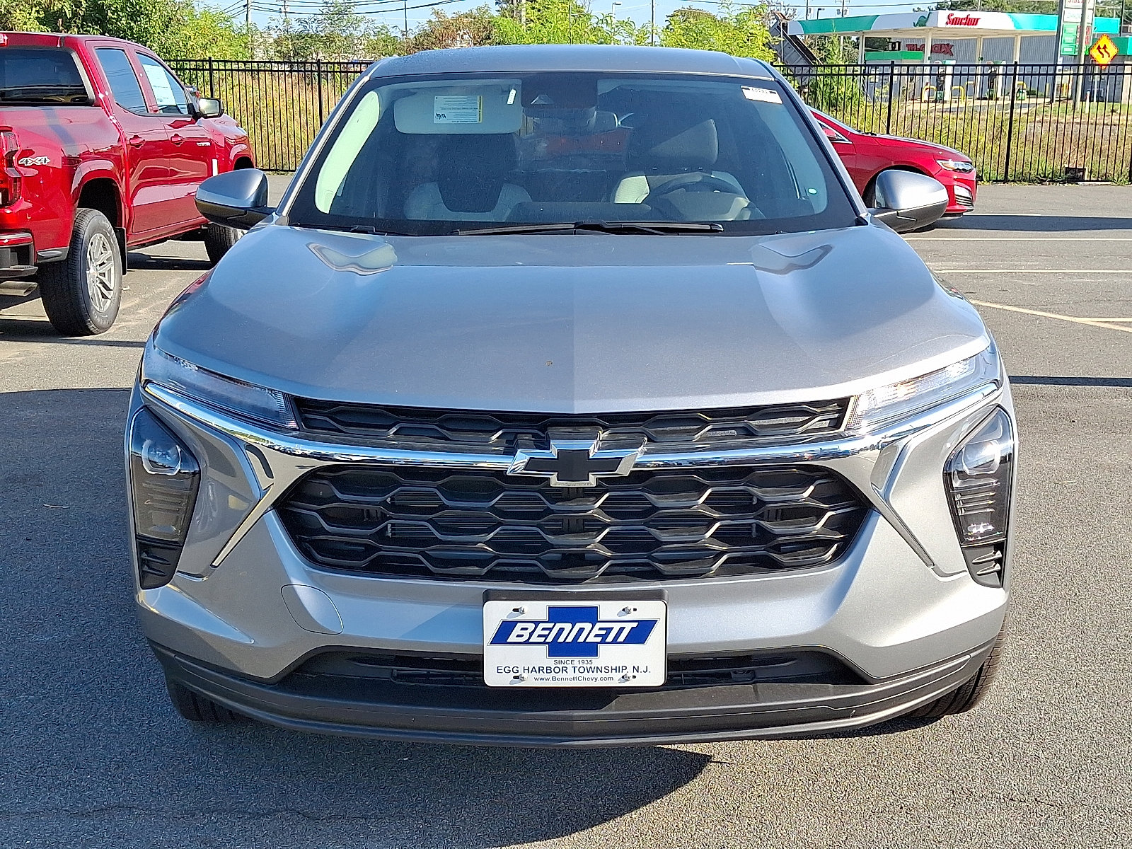 2025 Chevrolet Trax LS photo 2