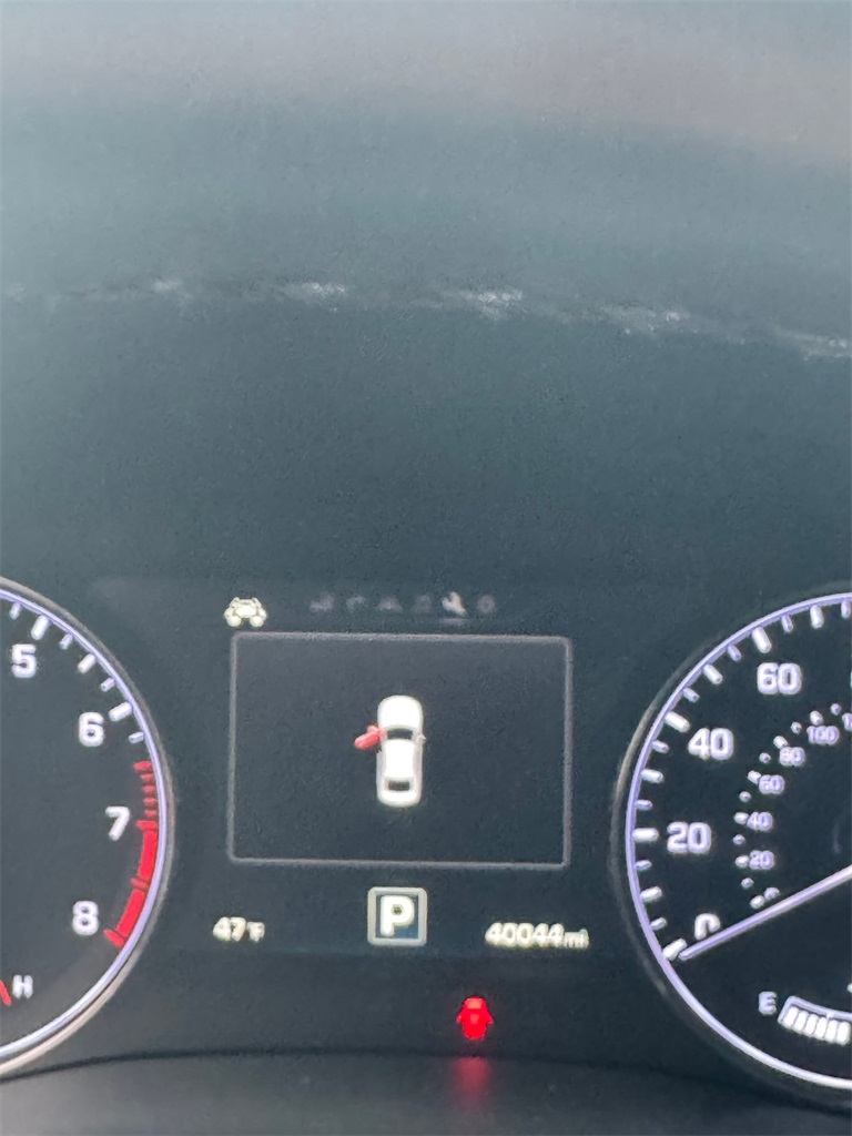 2015 Hyundai Genesis 5.0 photo 4