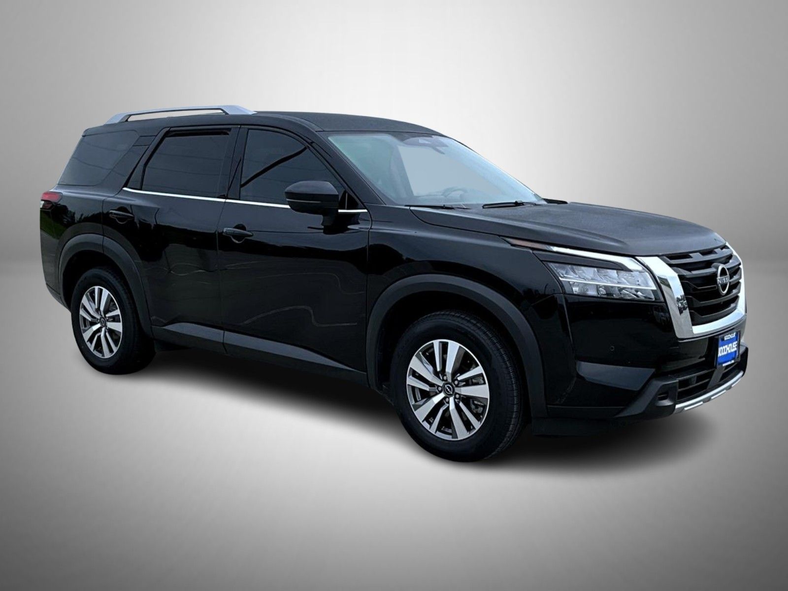 2023 Nissan Pathfinder SL photo 3