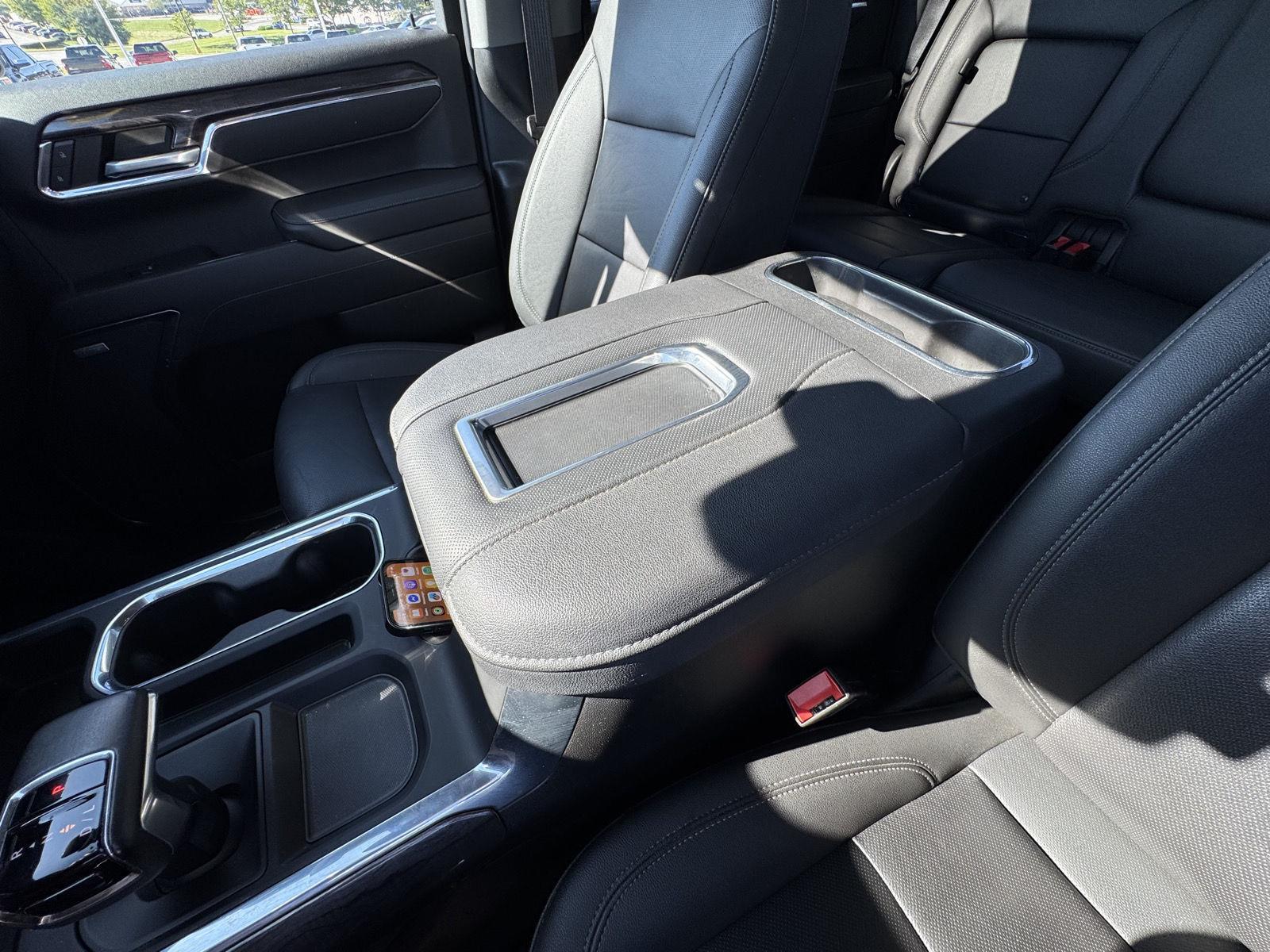 2022 Chevrolet Silverado 1500 LTZ photo 24