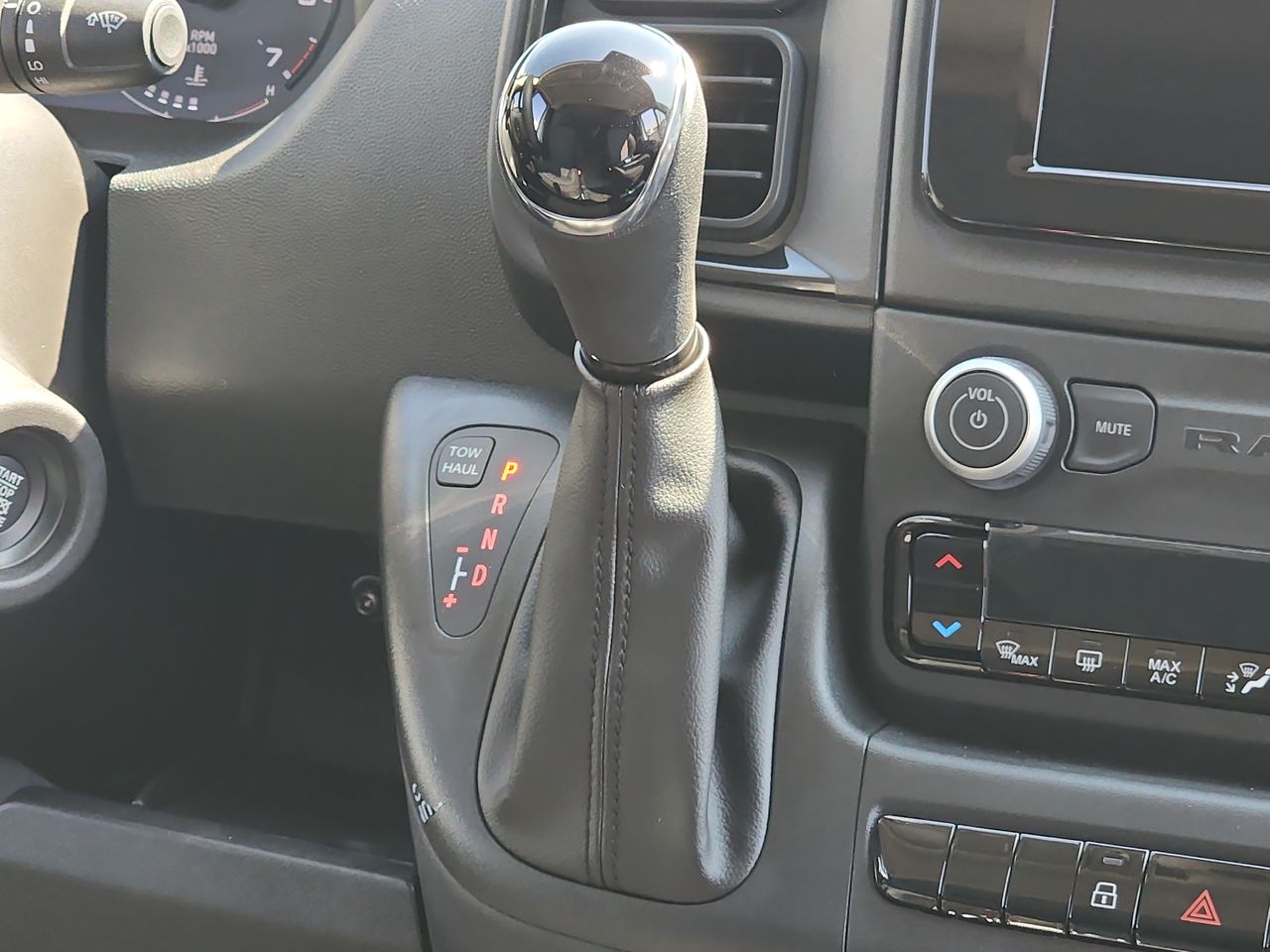 2026 Ram ProMaster 2500 photo 17