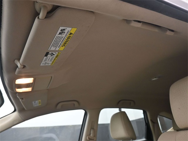 2015 Honda CR-V LX photo 18