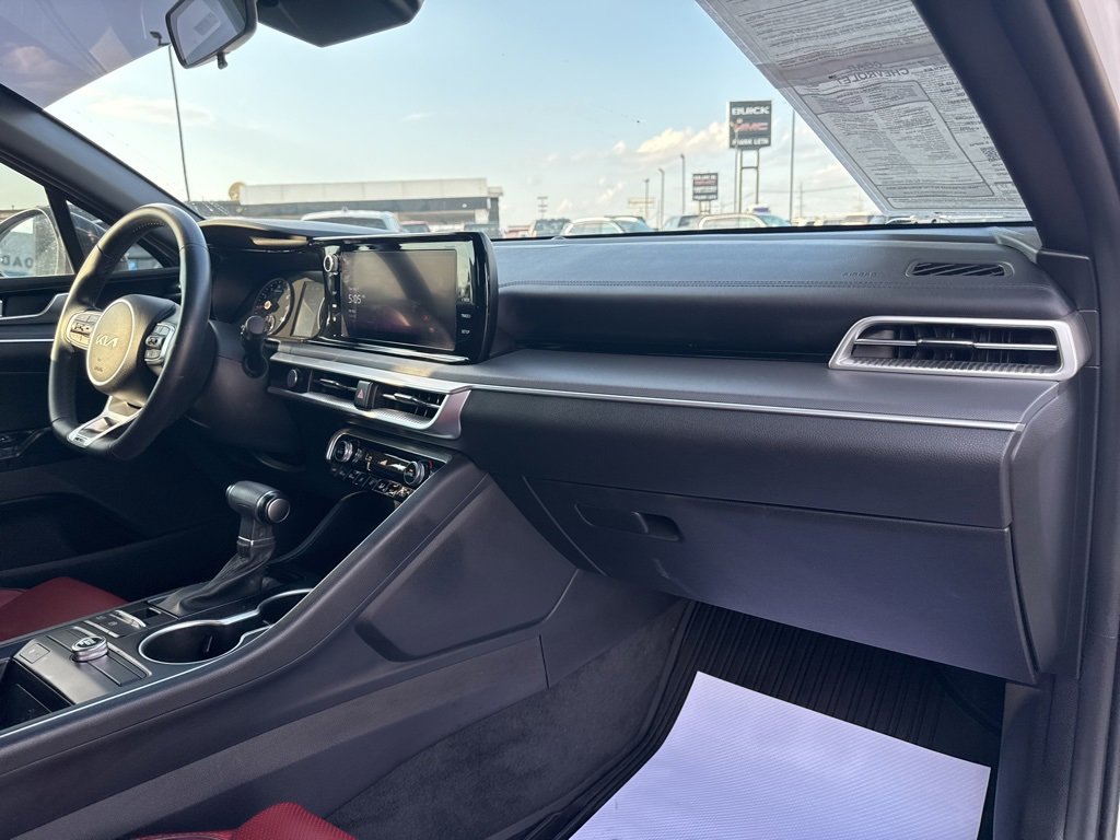 2023 Kia K5 GT-Line photo 9