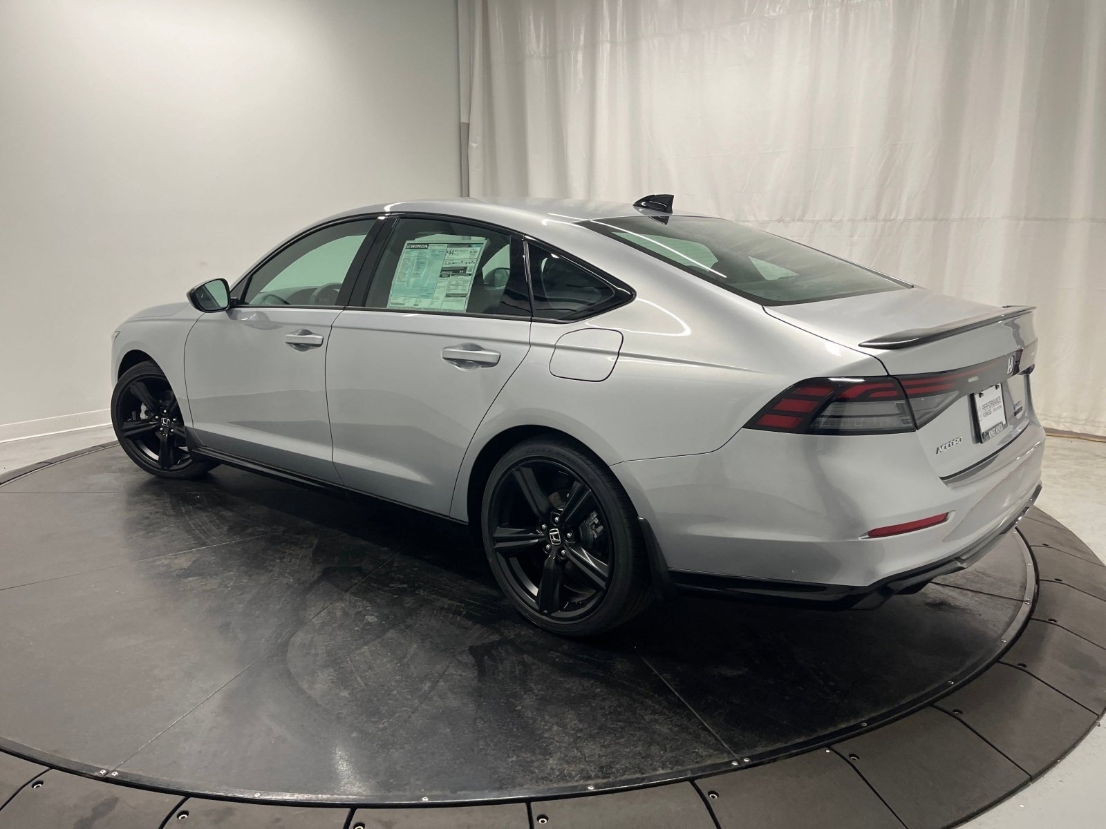 2025 Honda Accord Hybrid Sport-L photo 14