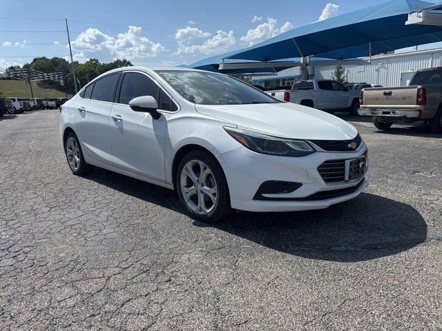 Used 2018 SUMMIT WHITE Chevrolet Premier image 1