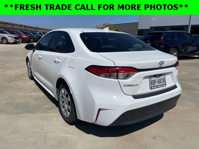 2024 Toyota Corolla LE photo 3
