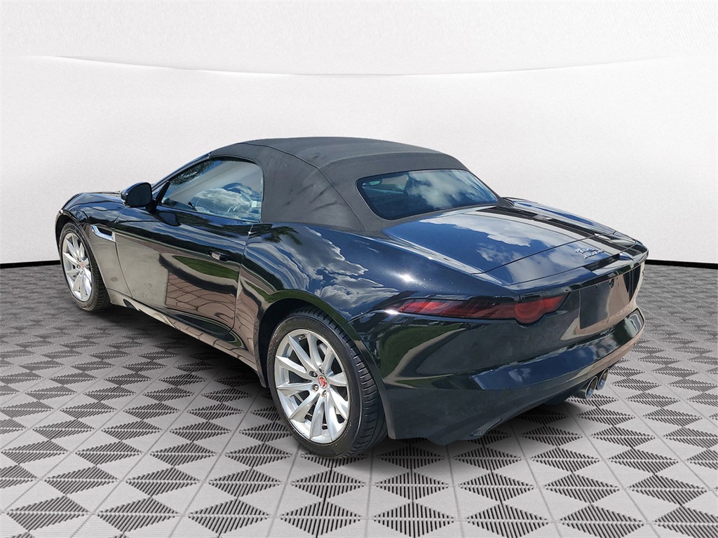 2018 Jaguar F-TYPE Base photo 4