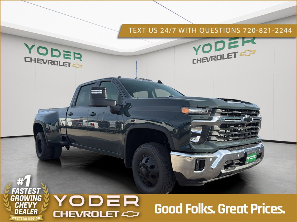 2026 Chevrolet Silverado 3500HD LT's photo