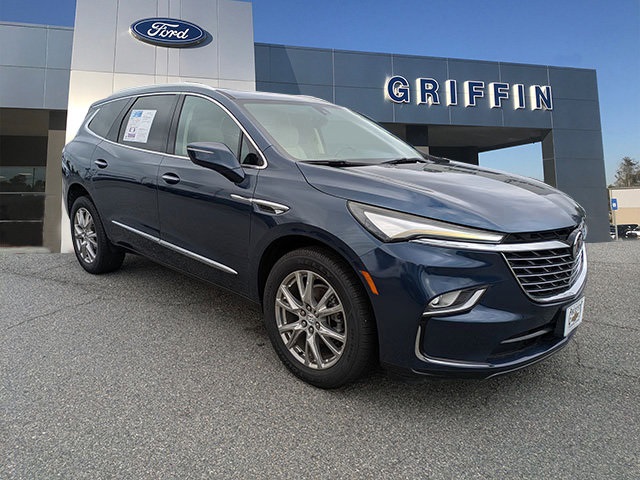 2023 Buick Enclave Premium's photo