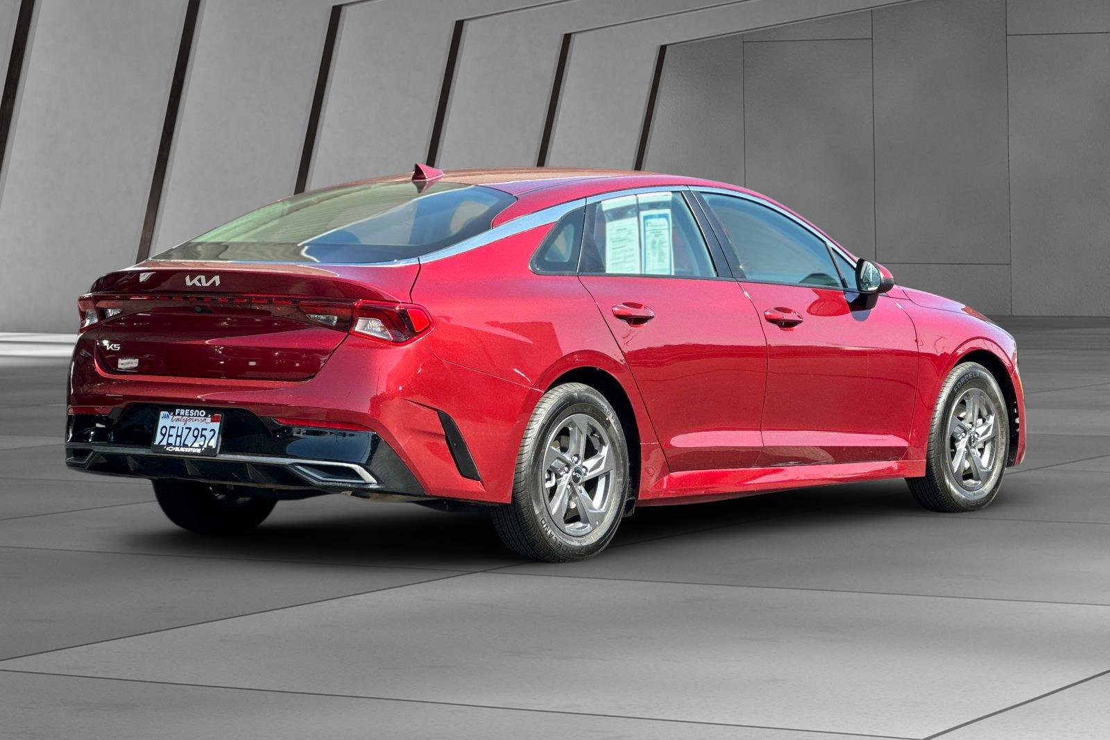 2023 Kia K5 LXS photo 3